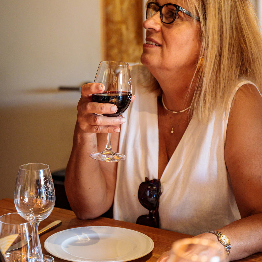 
                  
                    A journey through Portugal with the glass - Wine Tasting
                  
                